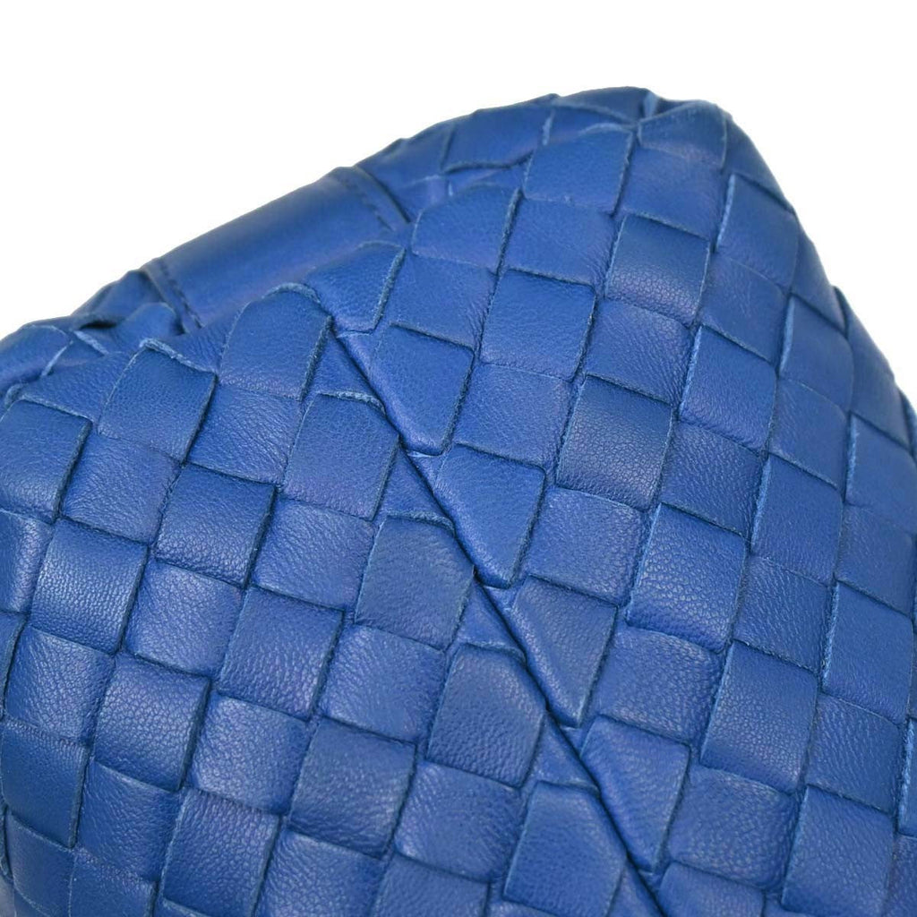 Bottega Veneta Intrecciato Handbag Leather Blue Leather Handbag (Pre-Owned)