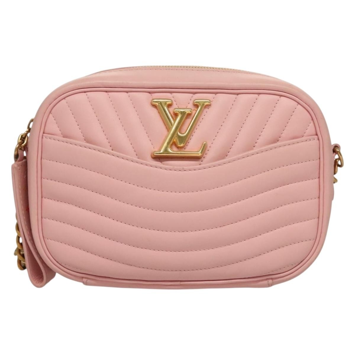 Louis Vuitton New Wave Camera Bag Quilted Leather Pink Leather Bag (Pre-Owned)