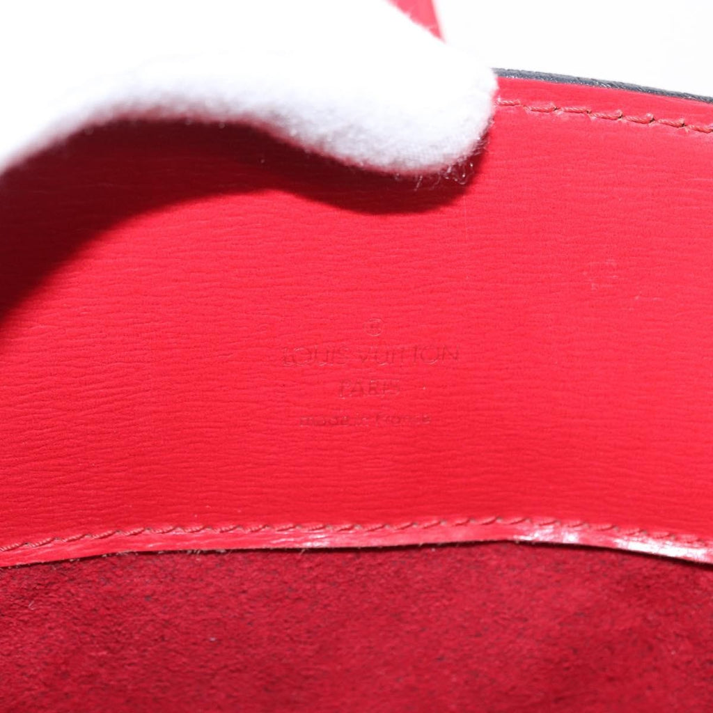 Louis Vuitton Cluny Shoulder Bag Epi Leather Red Leather Shoulder Bag Bag (Pre-Owned)