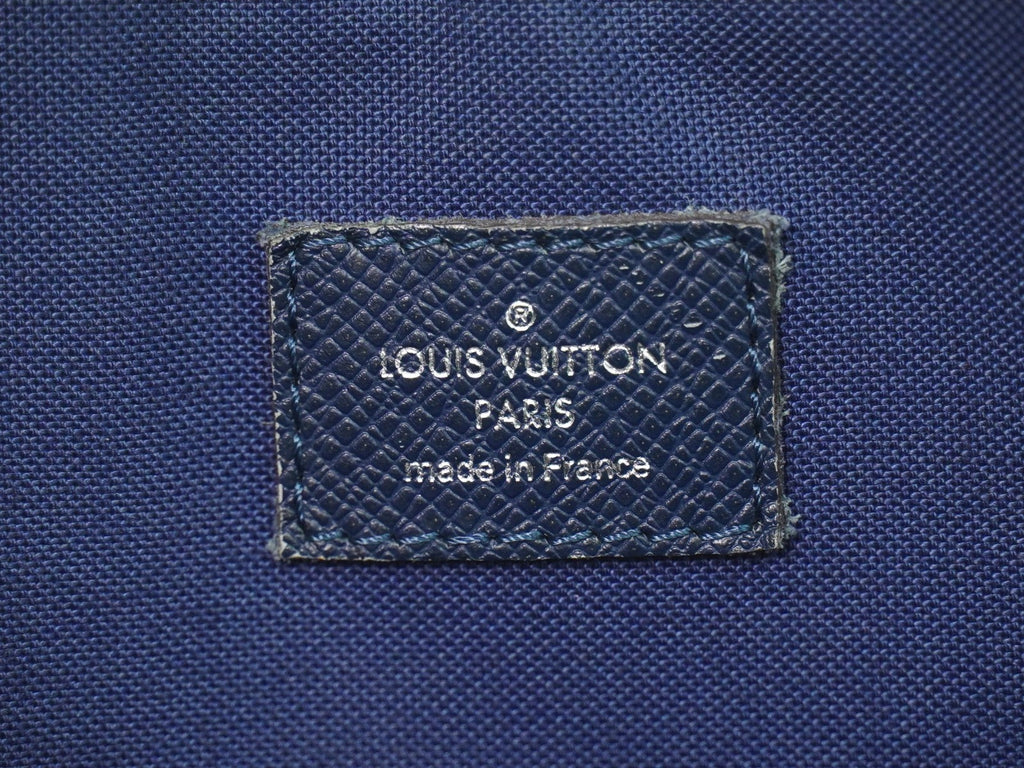 Louis Vuitton Porte-Documents Business Bag Taiga Leather Navy Leather Briefcase Bag (Pre-Owned)