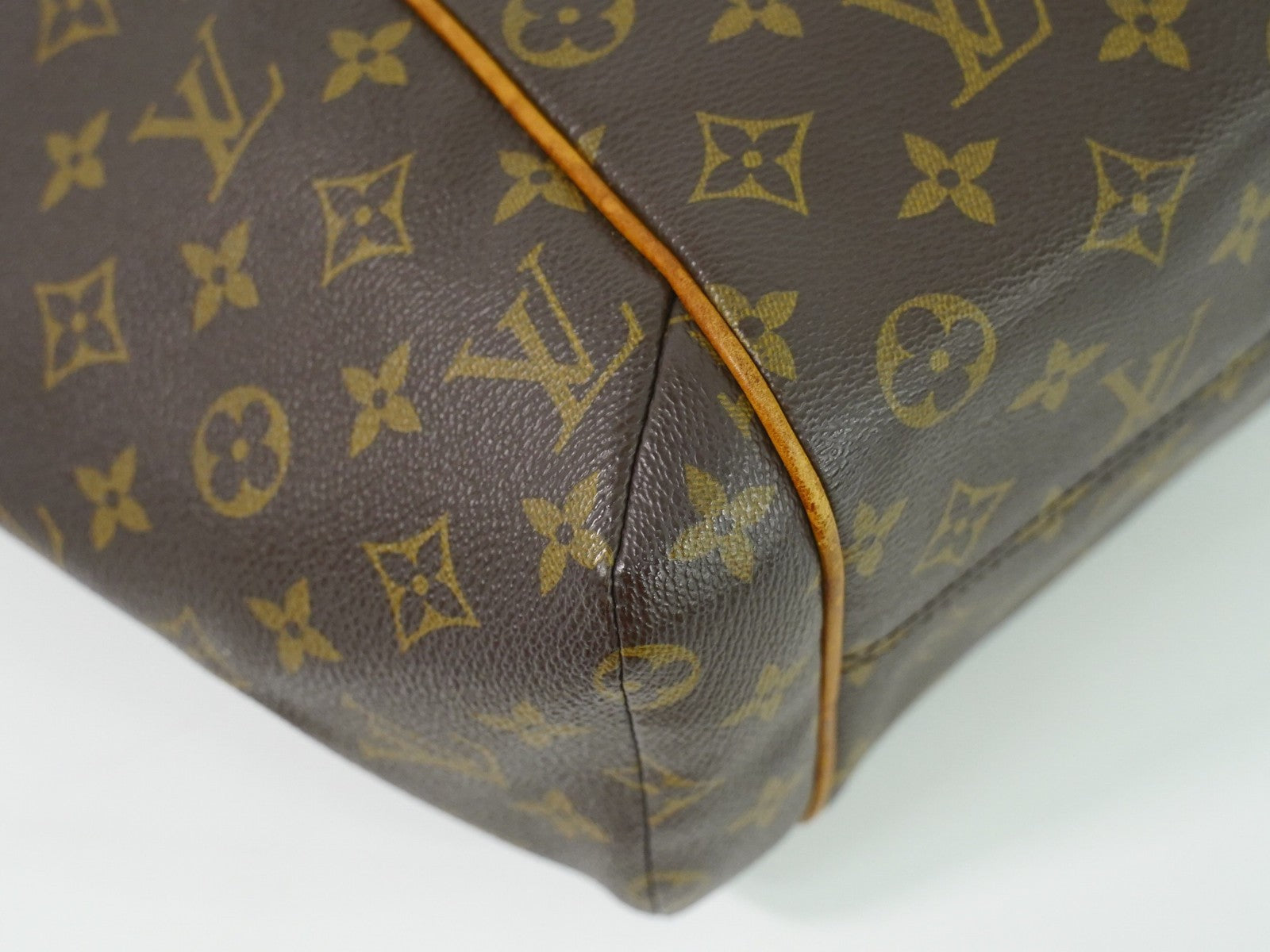 Louis Vuitton Totally Handbag Monogram Canvas Brown Canvas Tote Bag Bag (Pre-Owned)