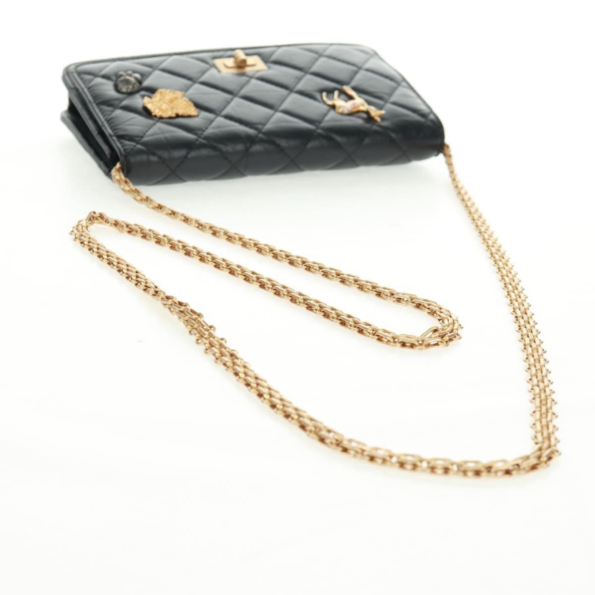 Chanel Lucky Charms Reissue 2.55 Flap Bag Leather Black Leather Shoulder Bag Bag (Pre-Owned)