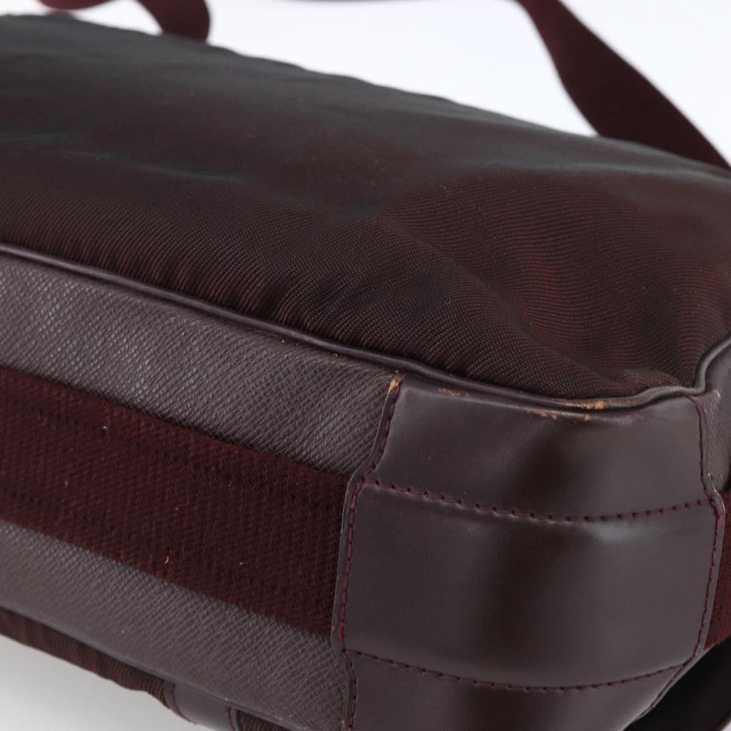 Louis Vuitton Dersou Bag Taiga Leather And Canvas Brown Leather Shoulder Bag Bag (Pre-Owned)