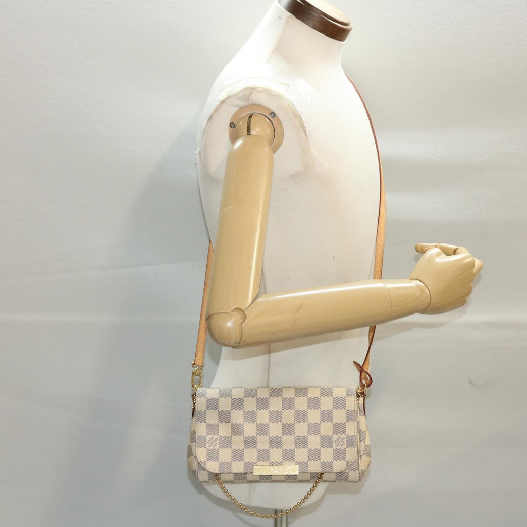 Louis Vuitton Favorite Handbag Damier White Canvas Clutche & Pouche Bag (Pre-Owned)