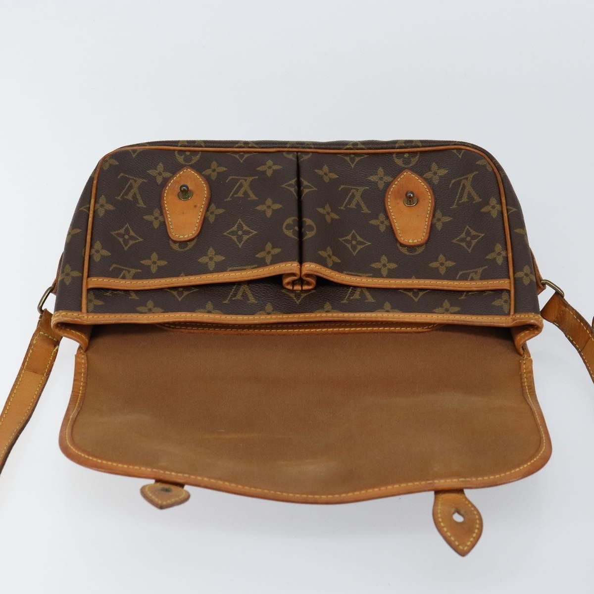 Louis Vuitton Sac Gibeciere Messenger Bag Monogram Canvas Brown Canvas Shoulder Bag Bag (Pre-Owned)