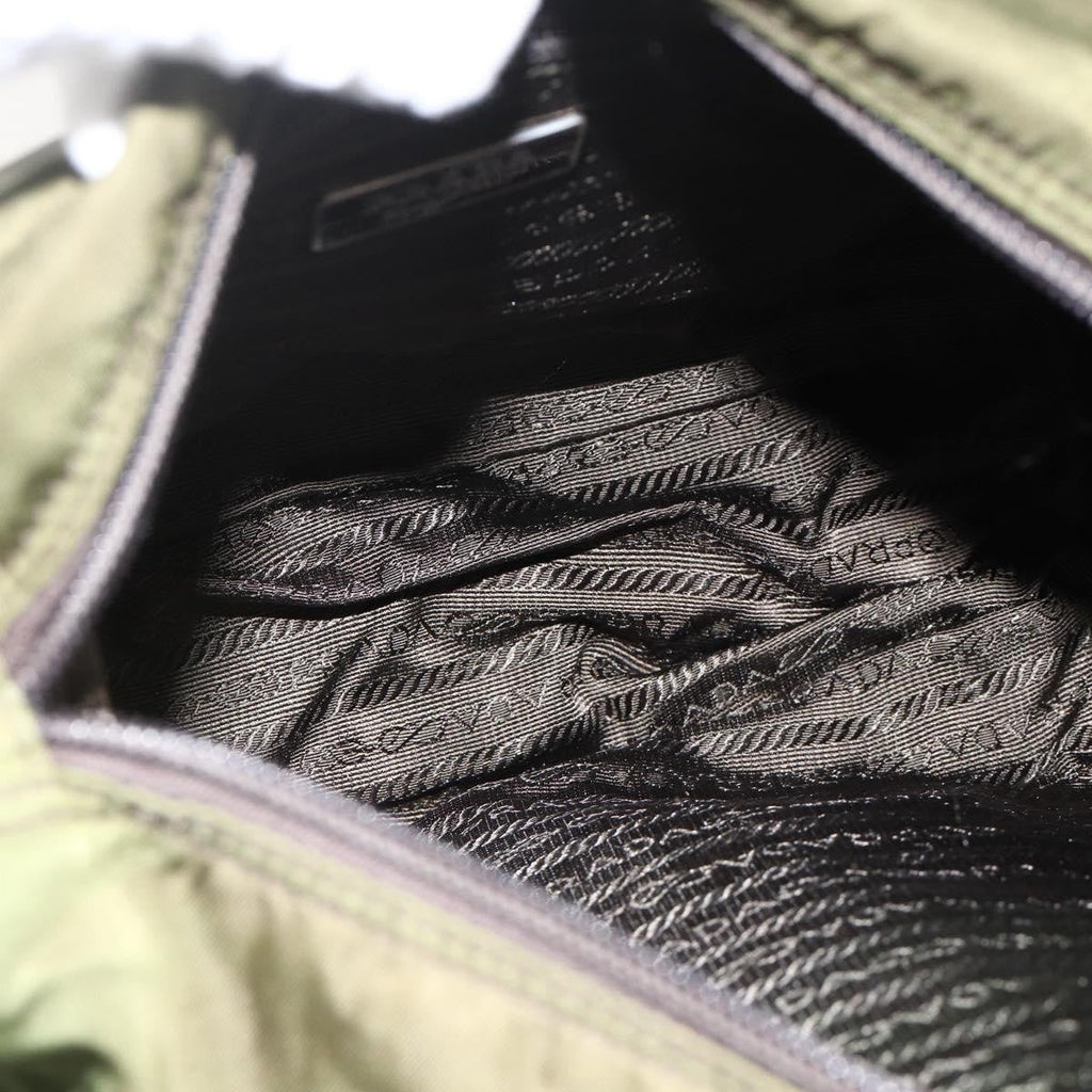 Prada Buckle Messenger Bag Tessuto Green Nylon Shoulder Bag Bag (Pre-Owned)
