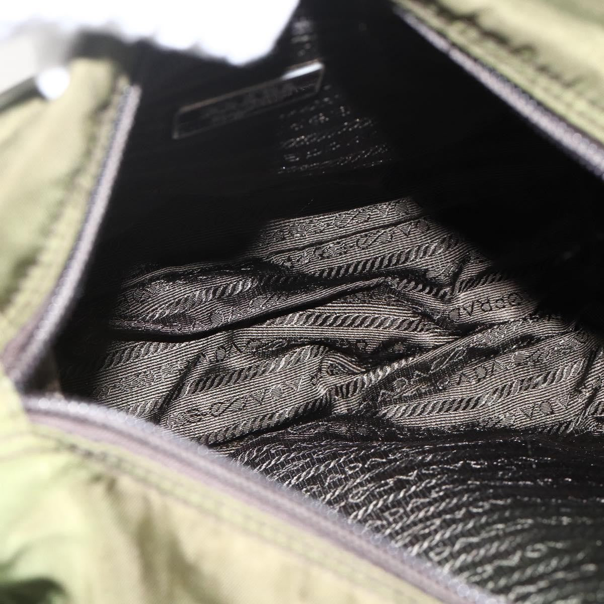 Prada Buckle Messenger Bag Tessuto Green Nylon Shoulder Bag Bag (Pre-Owned)