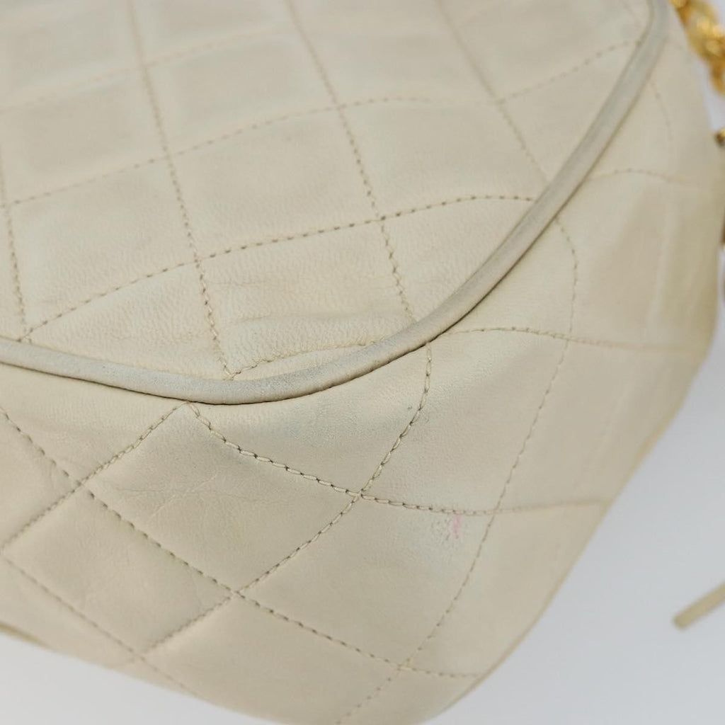 Chanel Vintage Front Pocket Camera Bag Quilted Lambskin Beige Leather Shoulder Bag Bag (Pre-Owned)
