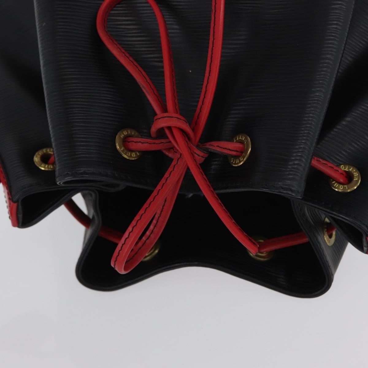 Louis Vuitton Bicolor Noe Handbag Epi Leather Black Leather Shoulder Bag Bag (Pre-Owned)
