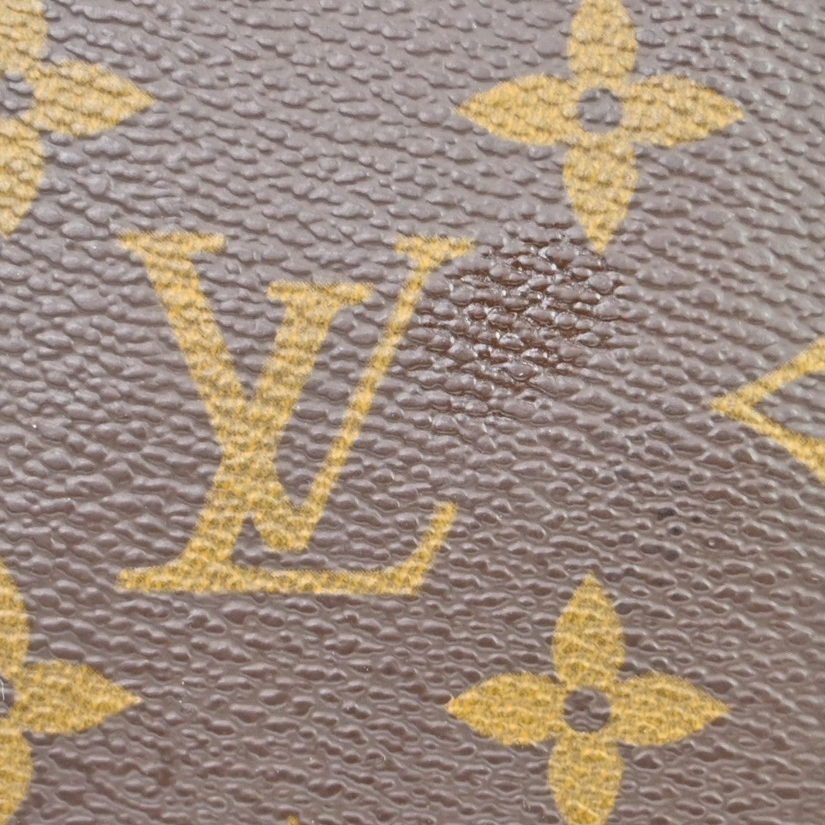 Louis Vuitton Keepall Bag Monogram Canvas Brown Canvas Travel Bag Bag (Pre-Owned)