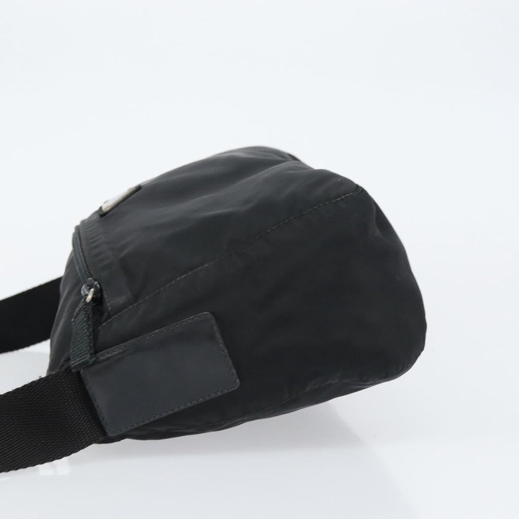 Prada Front Zip Messenger Bag Tessuto Black Nylon Shoulder Bag Bag (Pre-Owned)