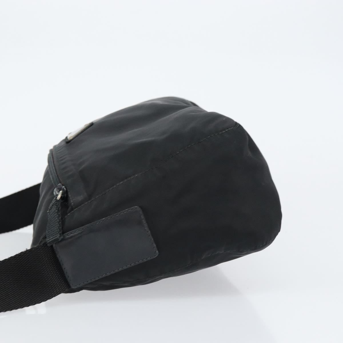 Prada Front Zip Messenger Bag Tessuto Black Nylon Shoulder Bag Bag (Pre-Owned)