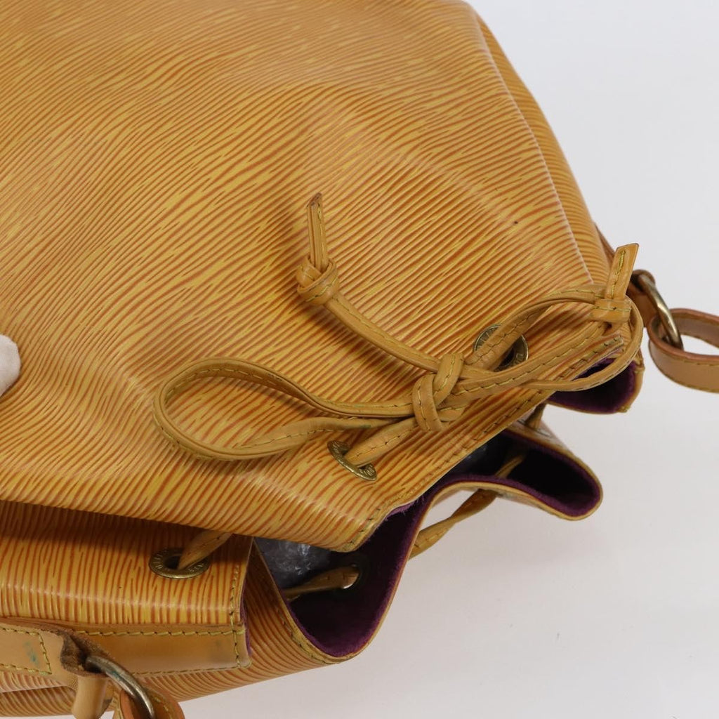 Louis Vuitton Petit Noe Handbag Epi Leather Yellow Leather Shoulder Bag Bag (Pre-Owned)