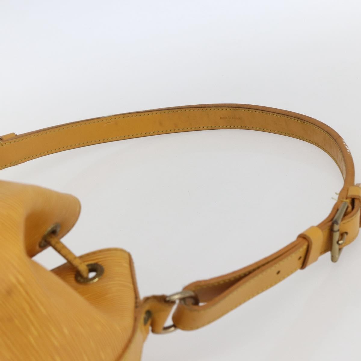 Louis Vuitton Petit Noe Handbag Epi Leather Yellow Leather Shoulder Bag Bag (Pre-Owned)