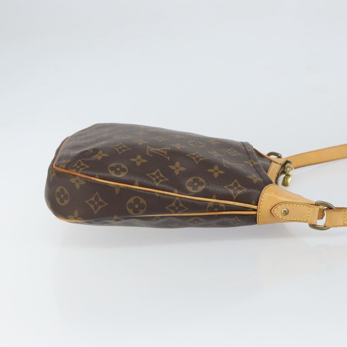 Louis Vuitton Odeon Handbag Monogram Canvas Brown Canvas Shoulder Bag Bag (Pre-Owned)