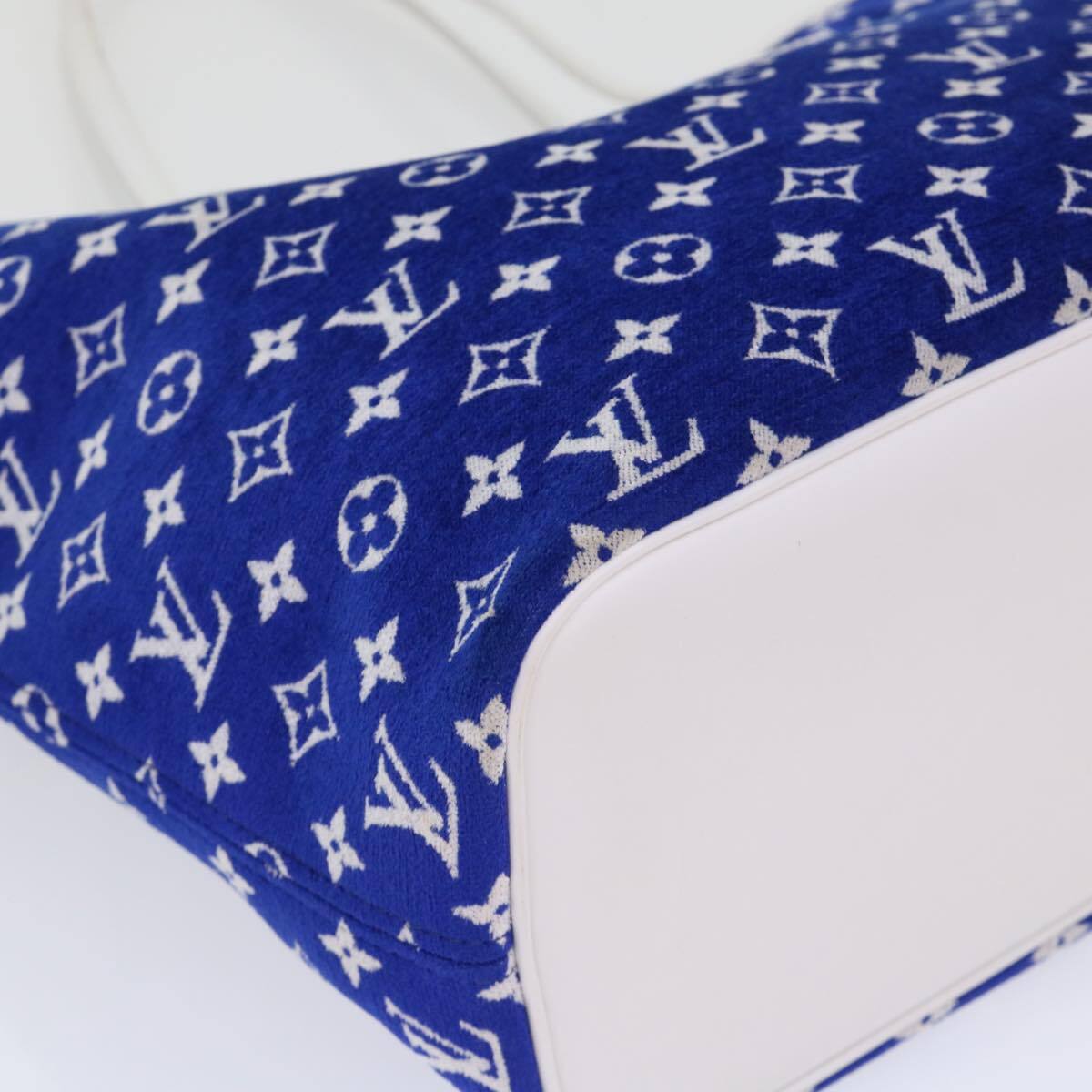 Louis Vuitton Neverfull Nm Tote Lv Match Monogram Jacquard Velvet Blue Velvet Tote Bag Bag (Pre-Owned)