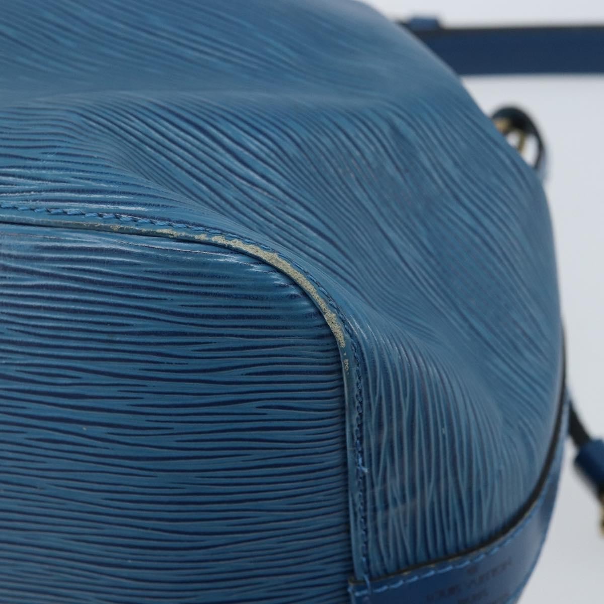 Louis Vuitton Petit Noe Handbag Epi Leather Blue Leather Shoulder Bag Bag (Pre-Owned)