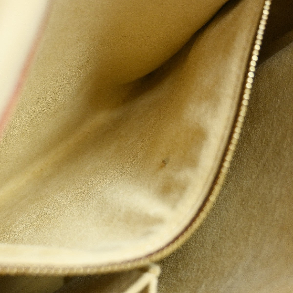 Louis Vuitton Monogram Looping Handbag Monogram Canvas Brown Canvas Shoulder Bag Bag (Pre-Owned)
