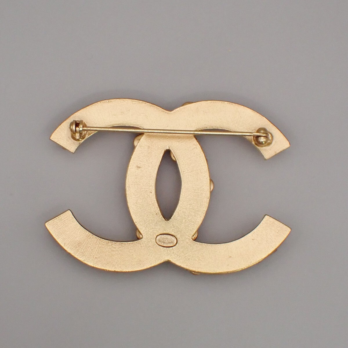 Chanel Cc Logo Brooch Crystal Embellished Metal Gold Gold_Plated Brooch Jewelry (Pre-Owned)