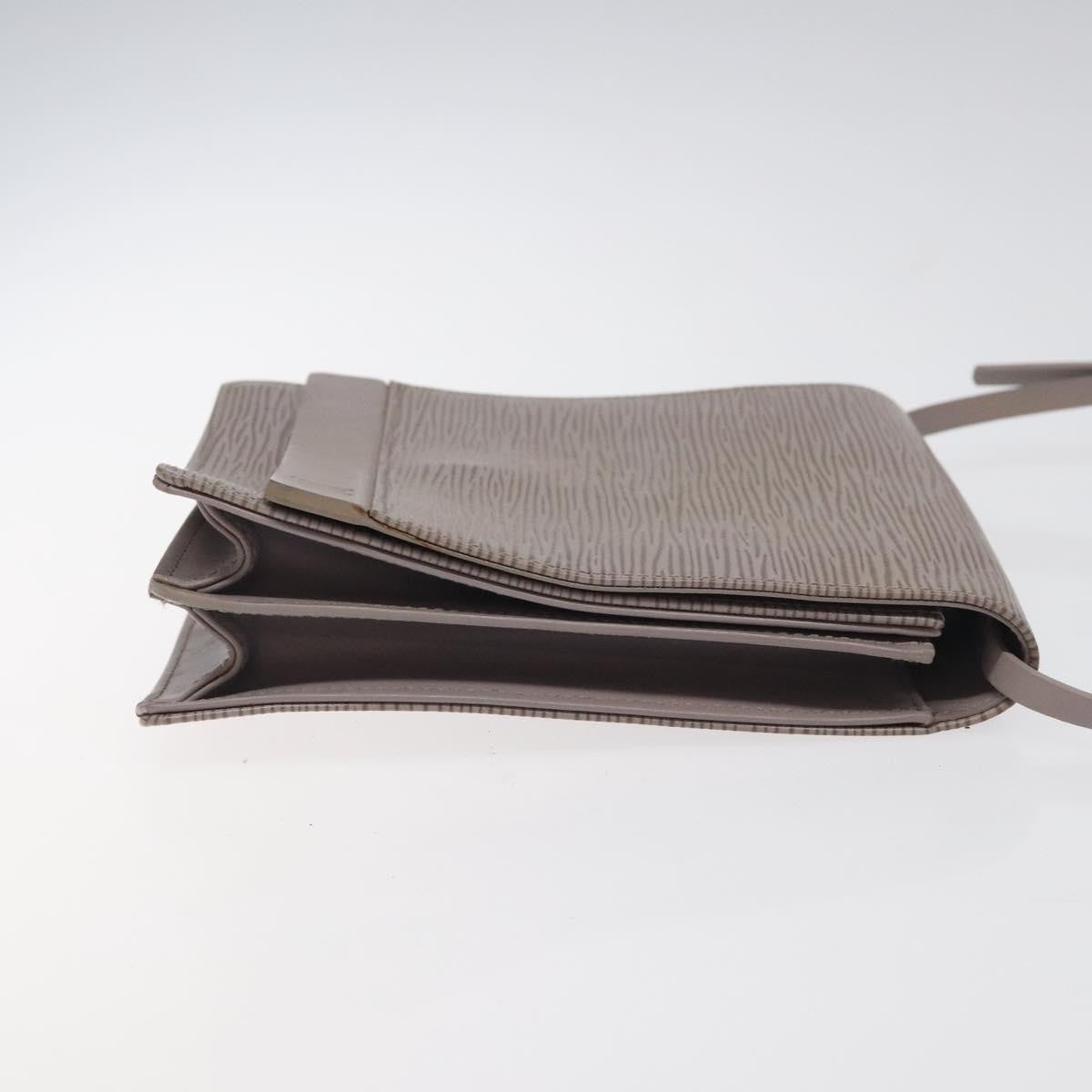 Louis Vuitton Biarritz Shoulder Bag Epi Leather Gray Leather Shoulder Bag Bag (Pre-Owned)