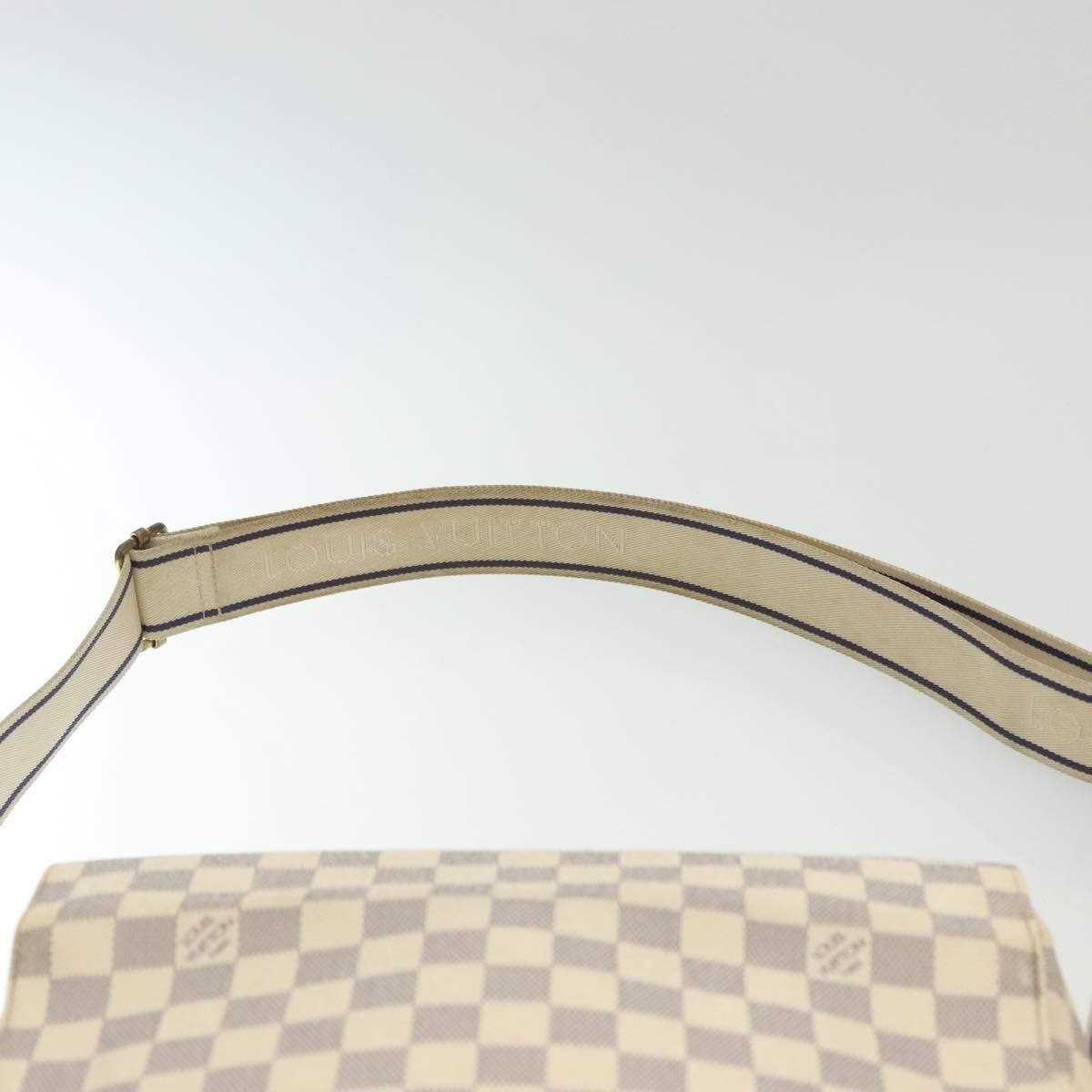 Louis Vuitton Naviglio Handbag Damier White Canvas Shoulder Bag Bag (Pre-Owned)