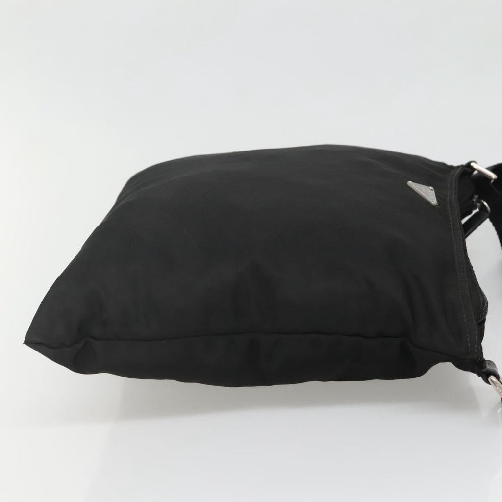 Prada Flat Messenger Bag Tessuto Black Nylon Shoulder Bag Bag (Pre-Owned)