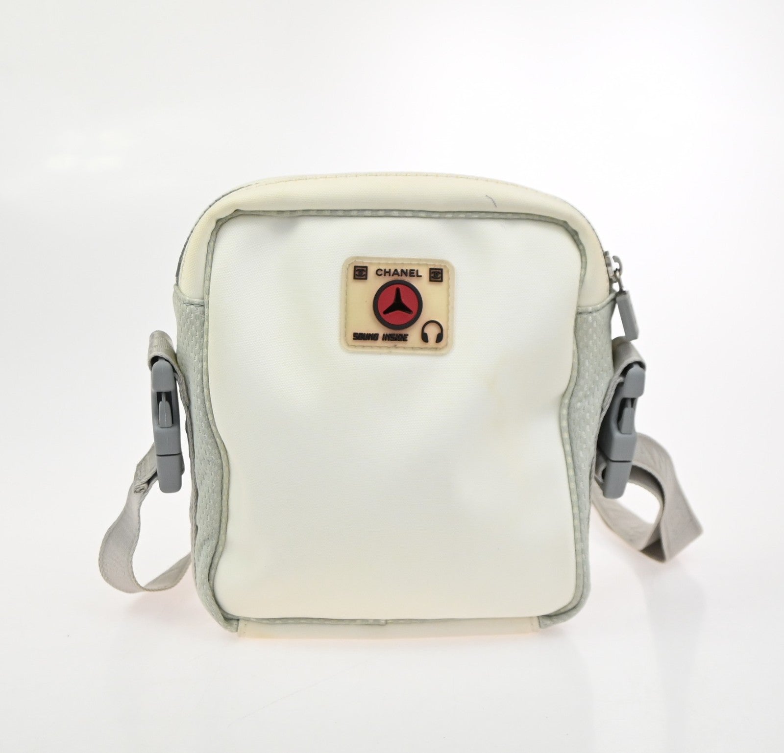 Chanel Travel Line Crossbody Bag Nylon White Nylon Shoulder Bag Bag (Pre-Owned)