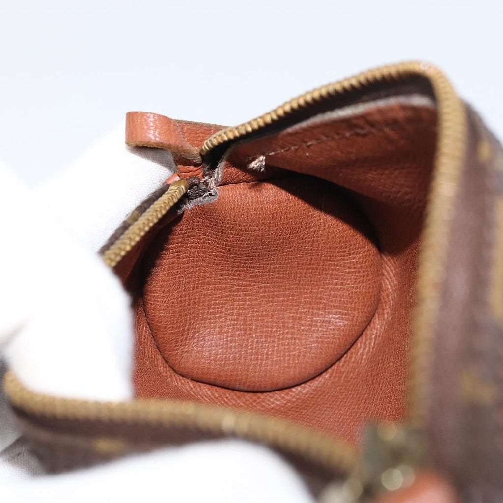Louis Vuitton Papillon Pochette Monogram Canvas Brown Canvas Clutche & Pouche Bag (Pre-Owned)