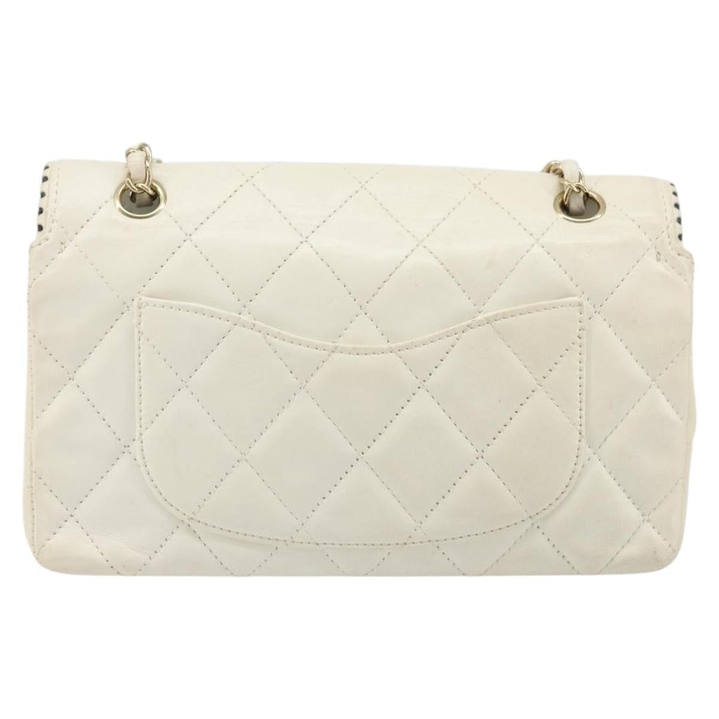 Chanel Vintage Punched Edge Classic Single Flap Bag Quilted Lambskin White Leather Shoulder Bag Bag (Pre-Owned)