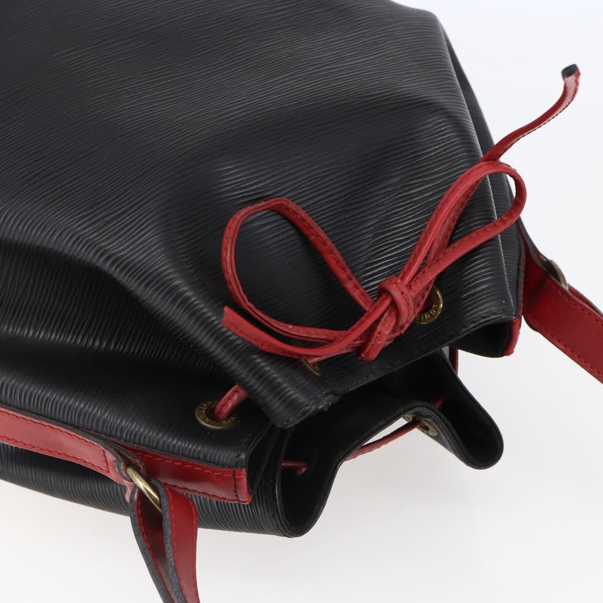 Louis Vuitton Bicolor Noe Handbag Epi Leather Black Leather Bag (Pre-Owned)