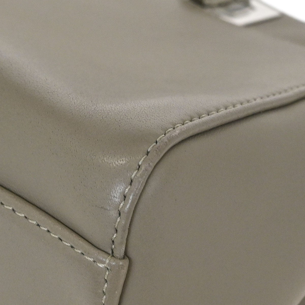Fendi Peekaboo Bag Leather Gray Leather Handbag (Pre-Owned)