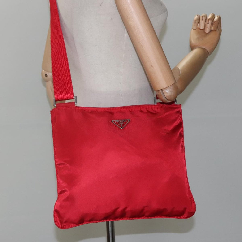 Prada Flat Messenger Bag Tessuto Red Nylon Shoulder Bag Bag (Pre-Owned)