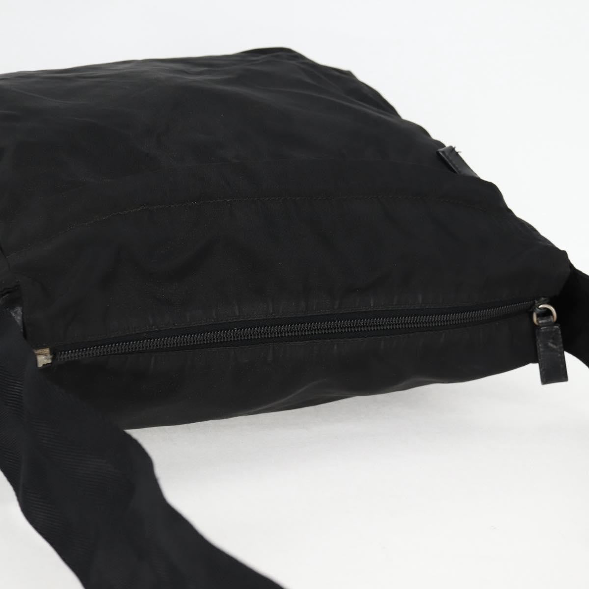 Prada Vintage Shoulder Bag Tessuto Black Nylon Shoulder Bag Bag (Pre-Owned)