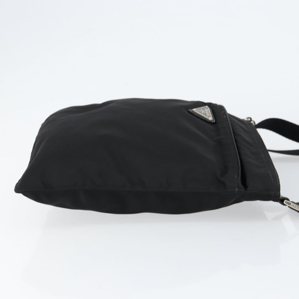Prada Front Pocket Messenger Bag Tessuto Black Nylon Shoulder Bag Bag (Pre-Owned)