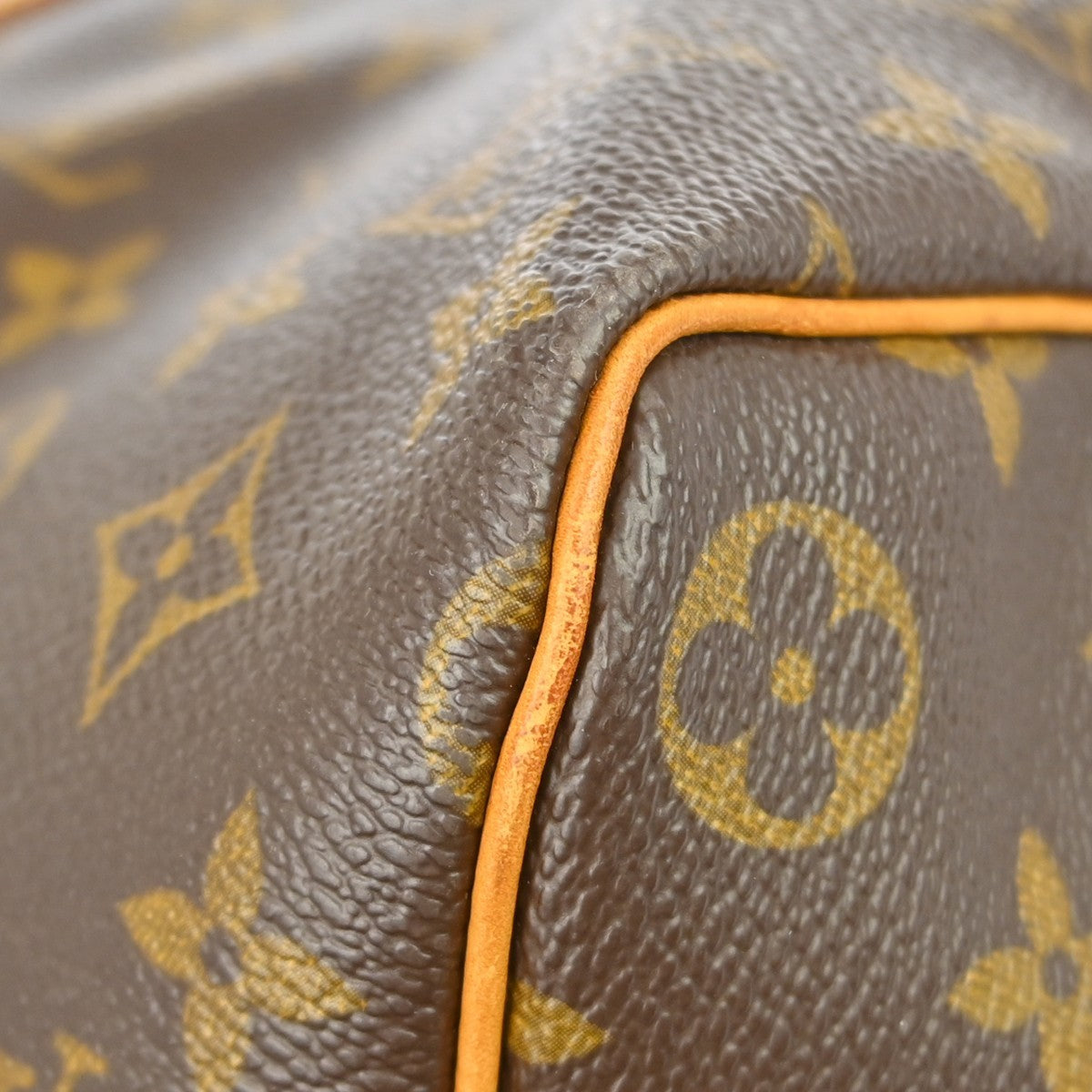 Louis Vuitton Keepall Bag Monogram Canvas Brown Canvas Travel Bag Bag (Pre-Owned)