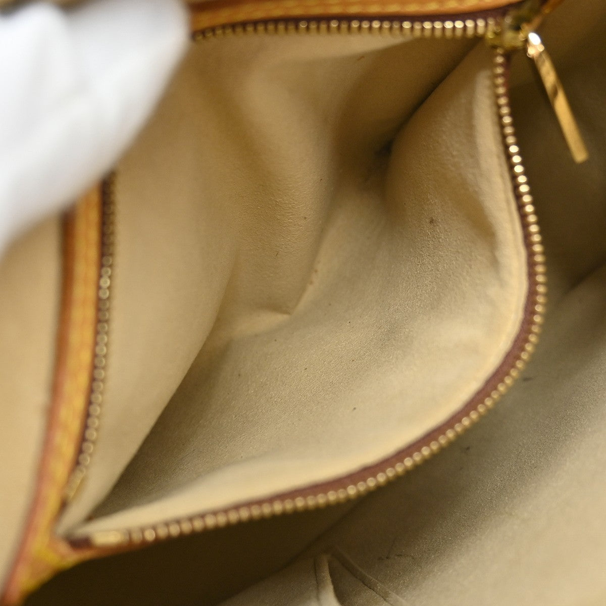 Louis Vuitton Monogram Looping Handbag Monogram Canvas Brown Canvas Handbag (Pre-Owned)