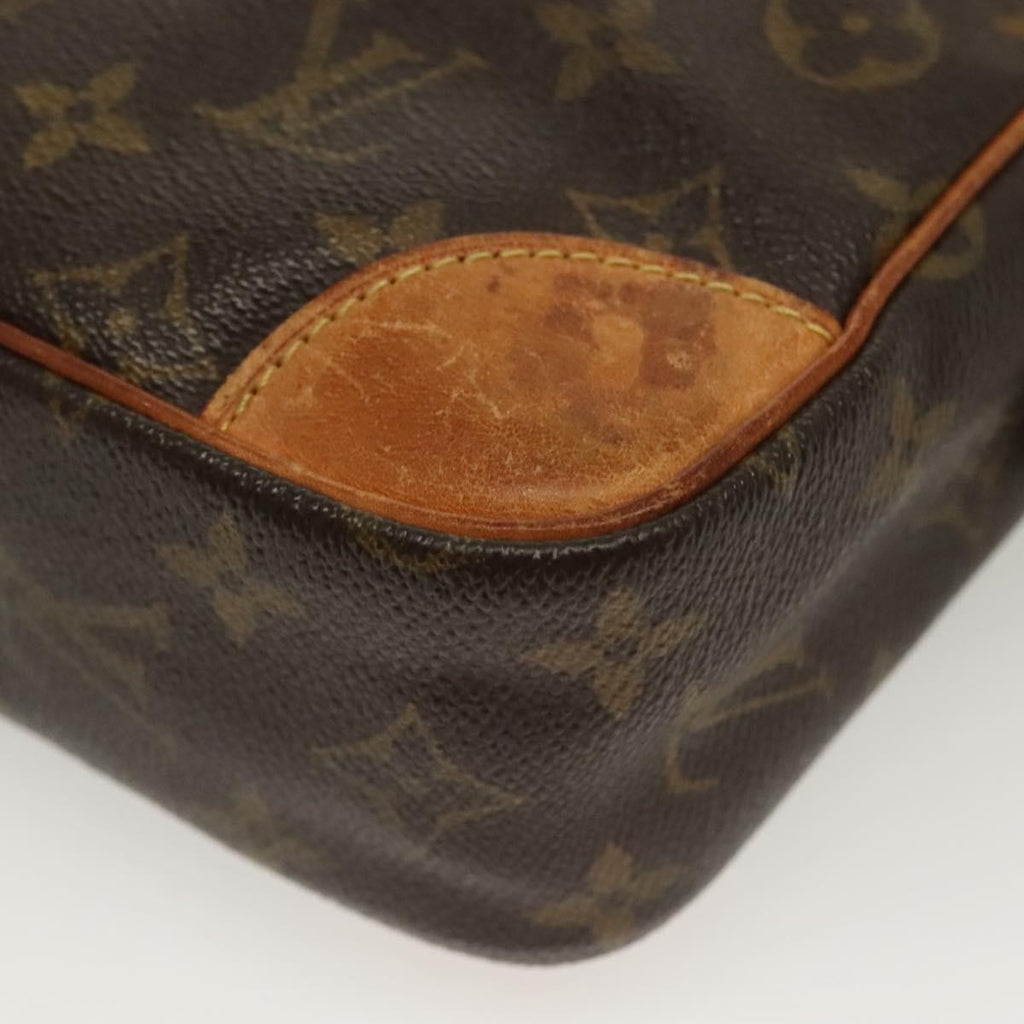 Louis Vuitton Compiegne Canvas Brown Canvas Clutche & Pouche Bag (Pre-Owned)