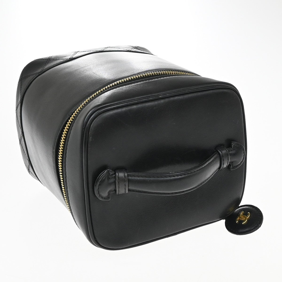 Chanel Vintage Cosmetic Case Quilted Lambskin Black Leather Handbag (Pre-Owned)