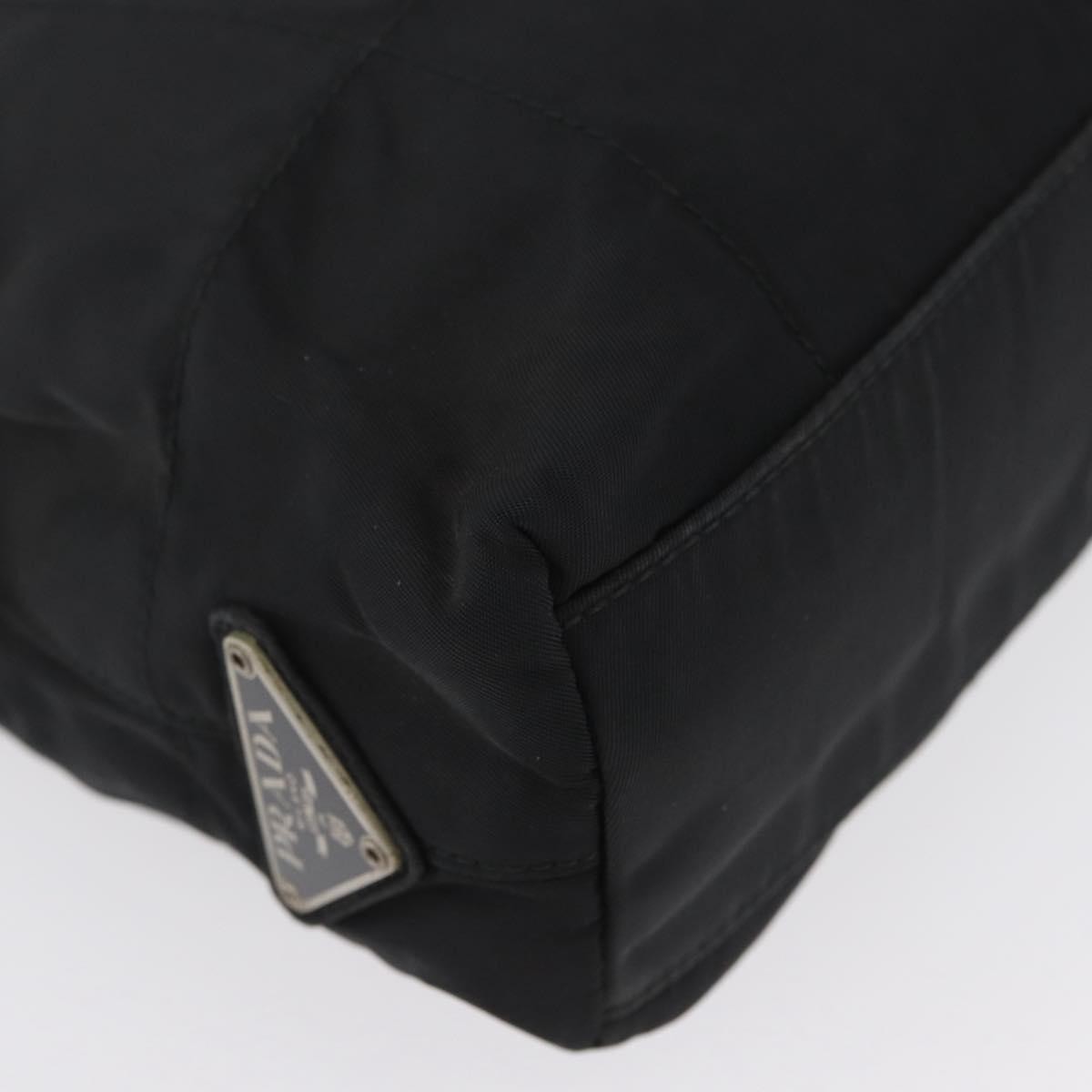 Prada Vintage Tote Nylon Black Nylon Tote Bag Bag (Pre-Owned)