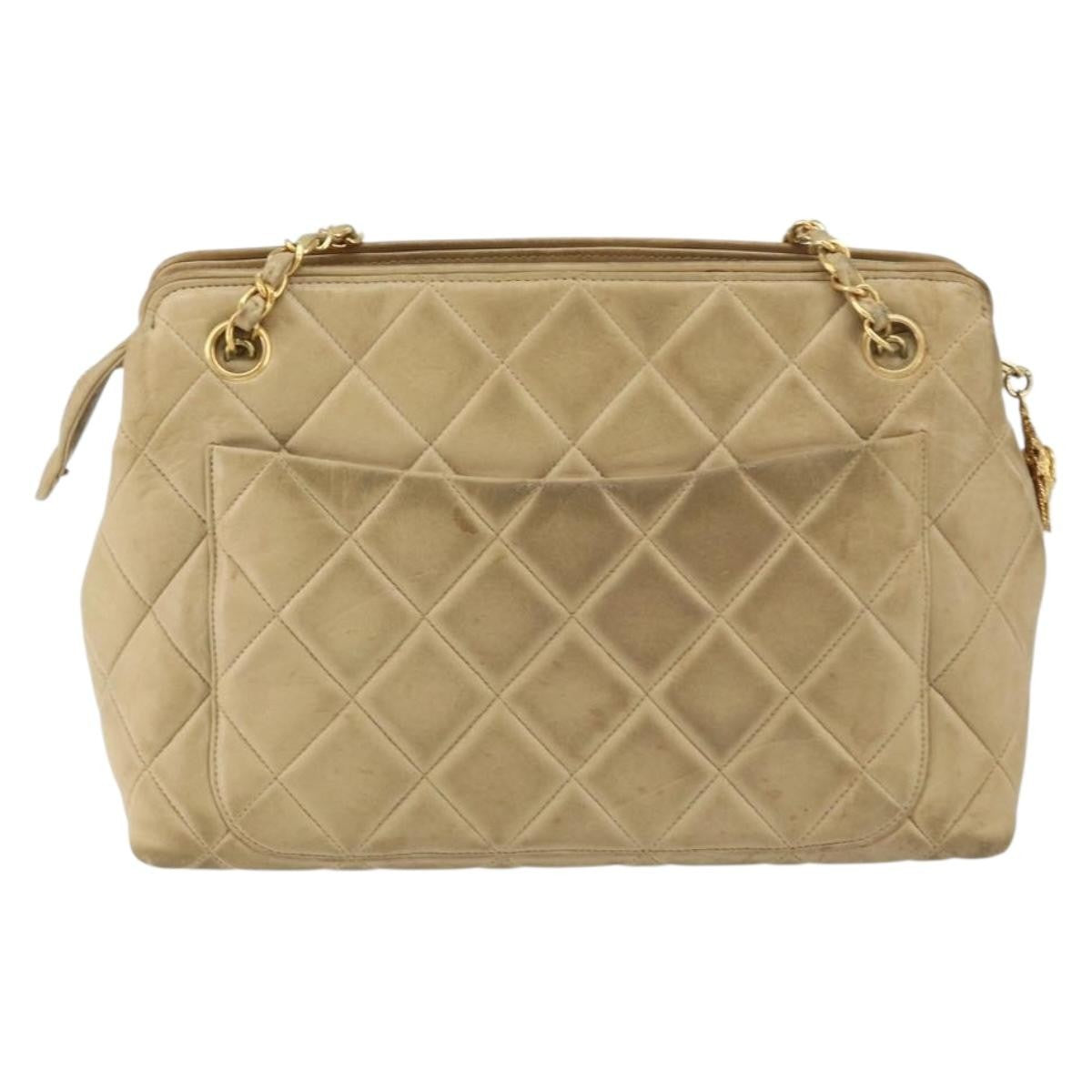 Chanel Vintage Camera Bag Quilted Leather Beige Leather Shoulder Bag Bag (Pre-Owned)