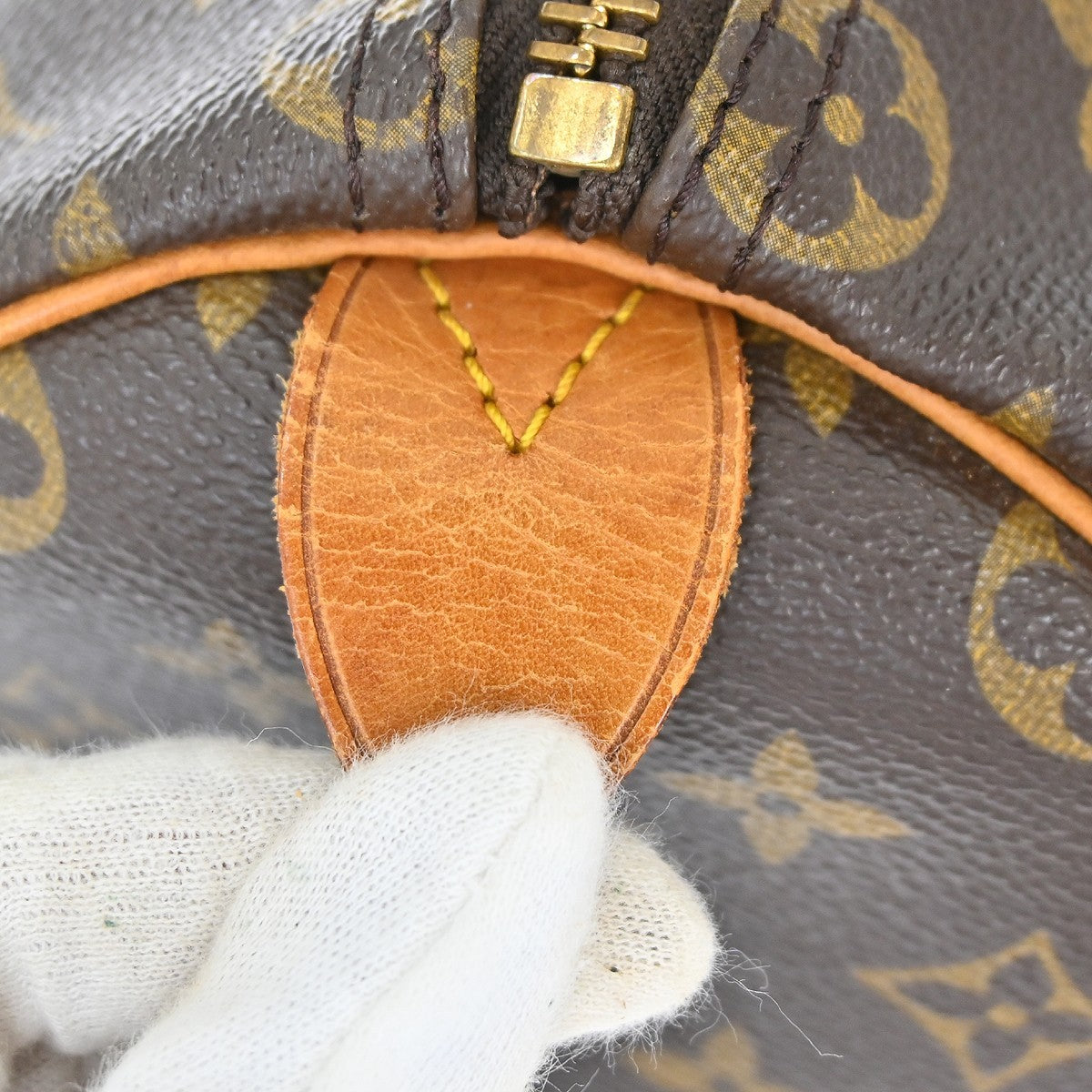 Louis Vuitton Keepall Bag Monogram Canvas Brown Canvas Travel Bag Bag (Pre-Owned)