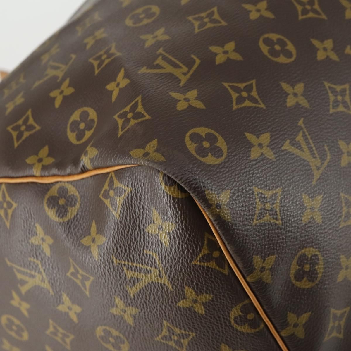 Louis Vuitton Keepall Bag Monogram Canvas Brown Canvas Travel Bag Bag (Pre-Owned)