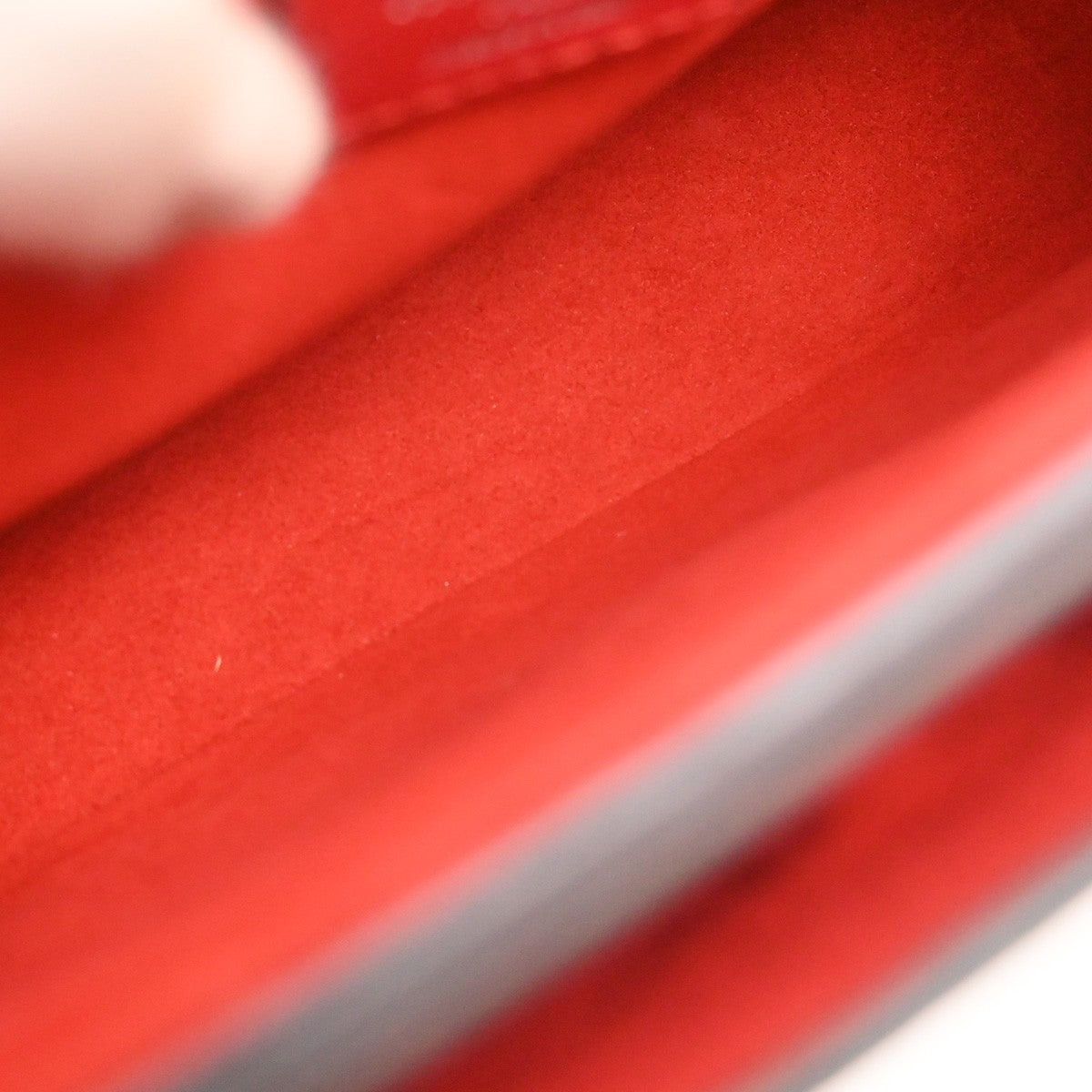 Louis Vuitton Very Messenger Monogram Leather Red Leather Shoulder Bag Bag (Pre-Owned)