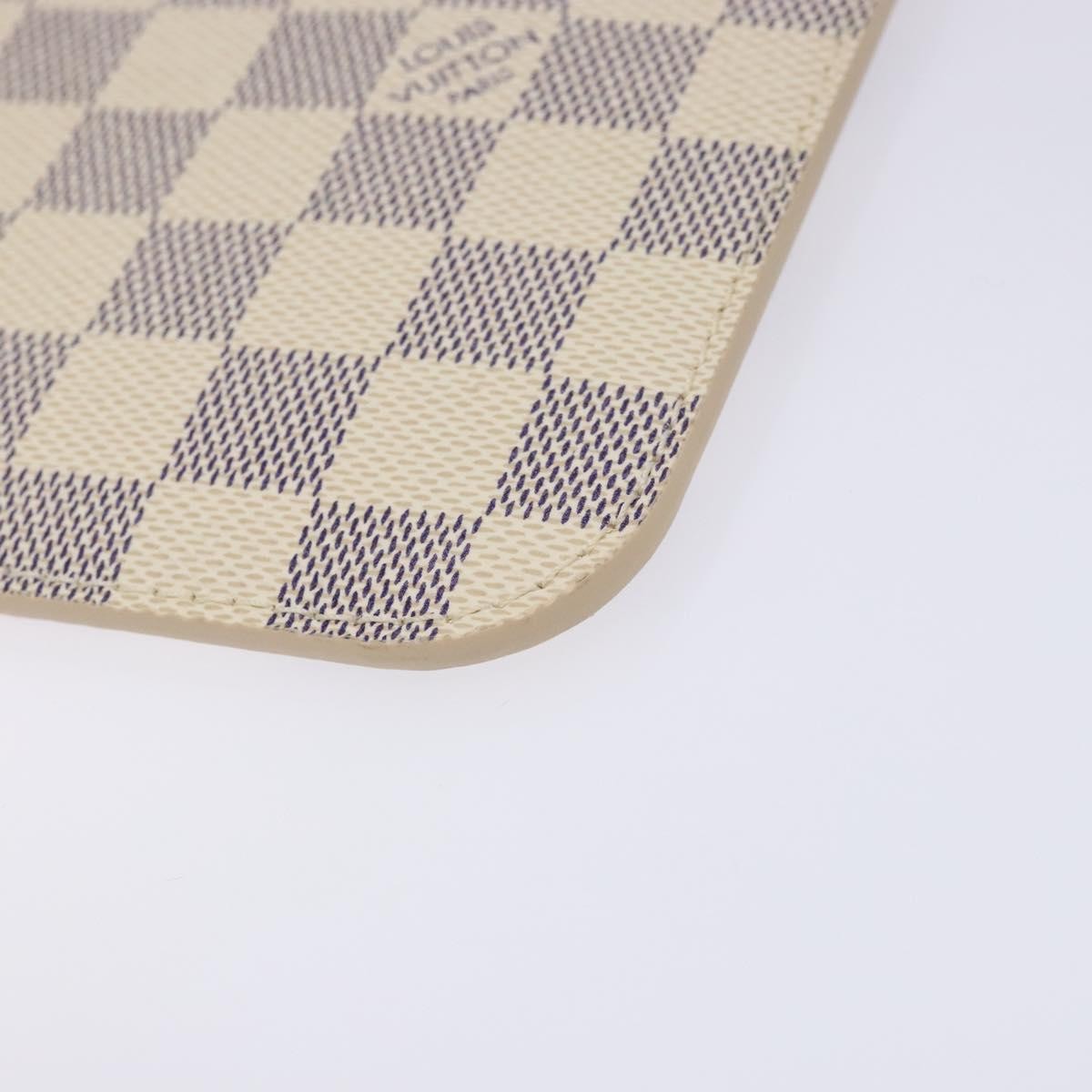 Louis Vuitton Neverfull Pochette Damier White Canvas Bag (Pre-Owned)