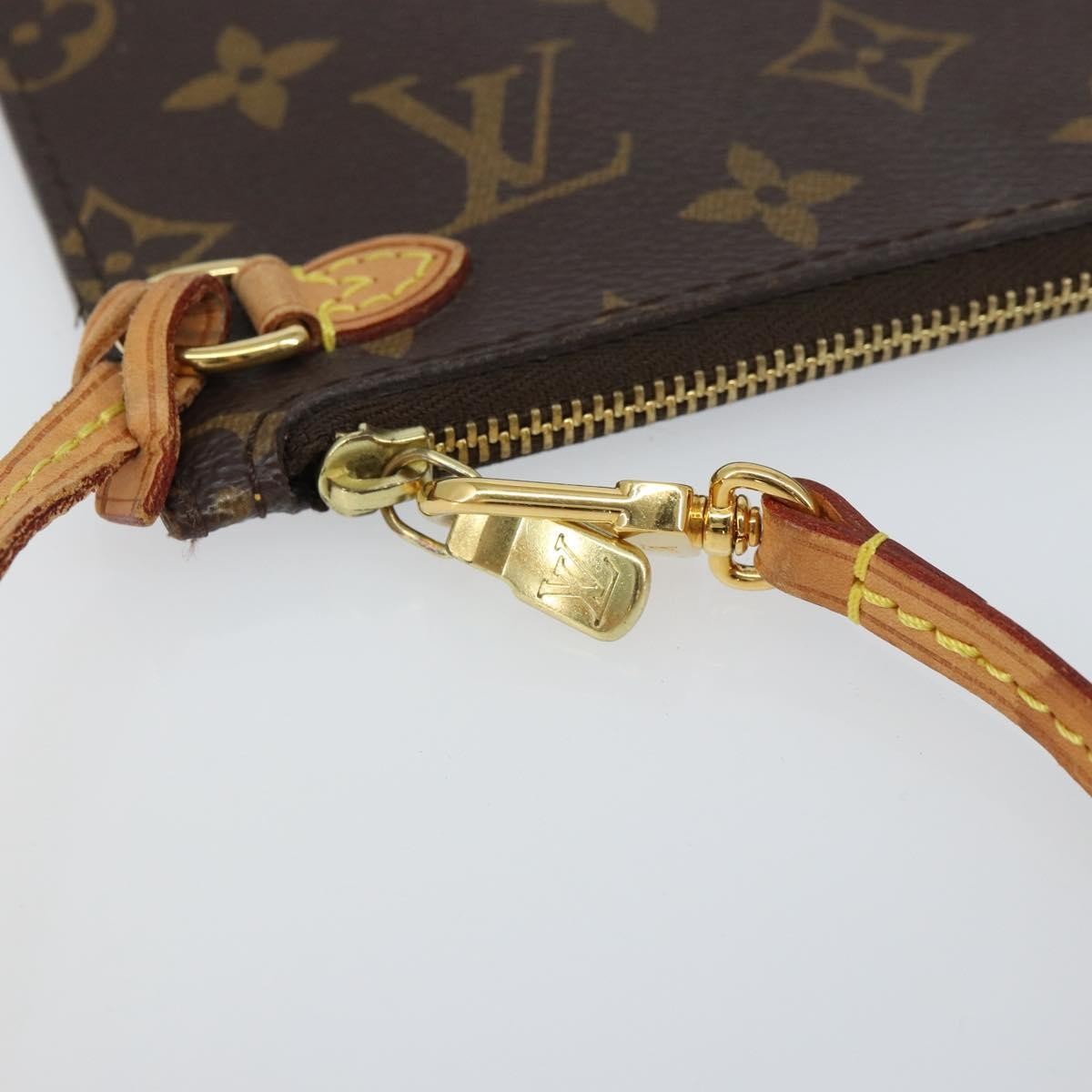 Louis Vuitton Neverfull Pochette Monogram Canvas Brown Canvas Clutche & Pouche Bag (Pre-Owned)