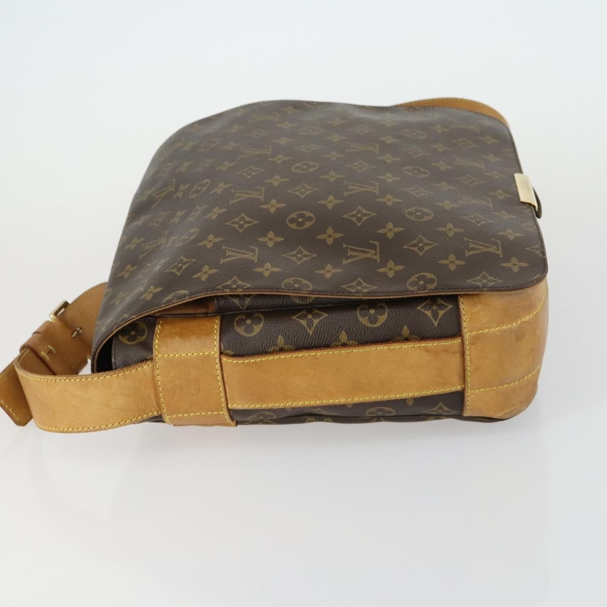 Louis Vuitton Abbesses Messenger Bag Monogram Canvas Brown Canvas Shoulder Bag Bag (Pre-Owned)