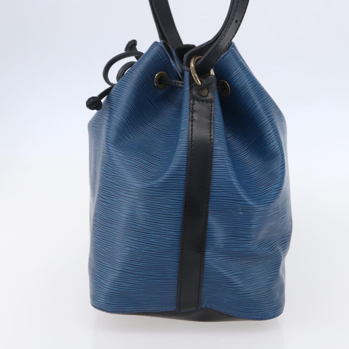 Louis Vuitton Petit Noe Handbag Epi Leather Blue Leather Shoulder Bag Bag (Pre-Owned)