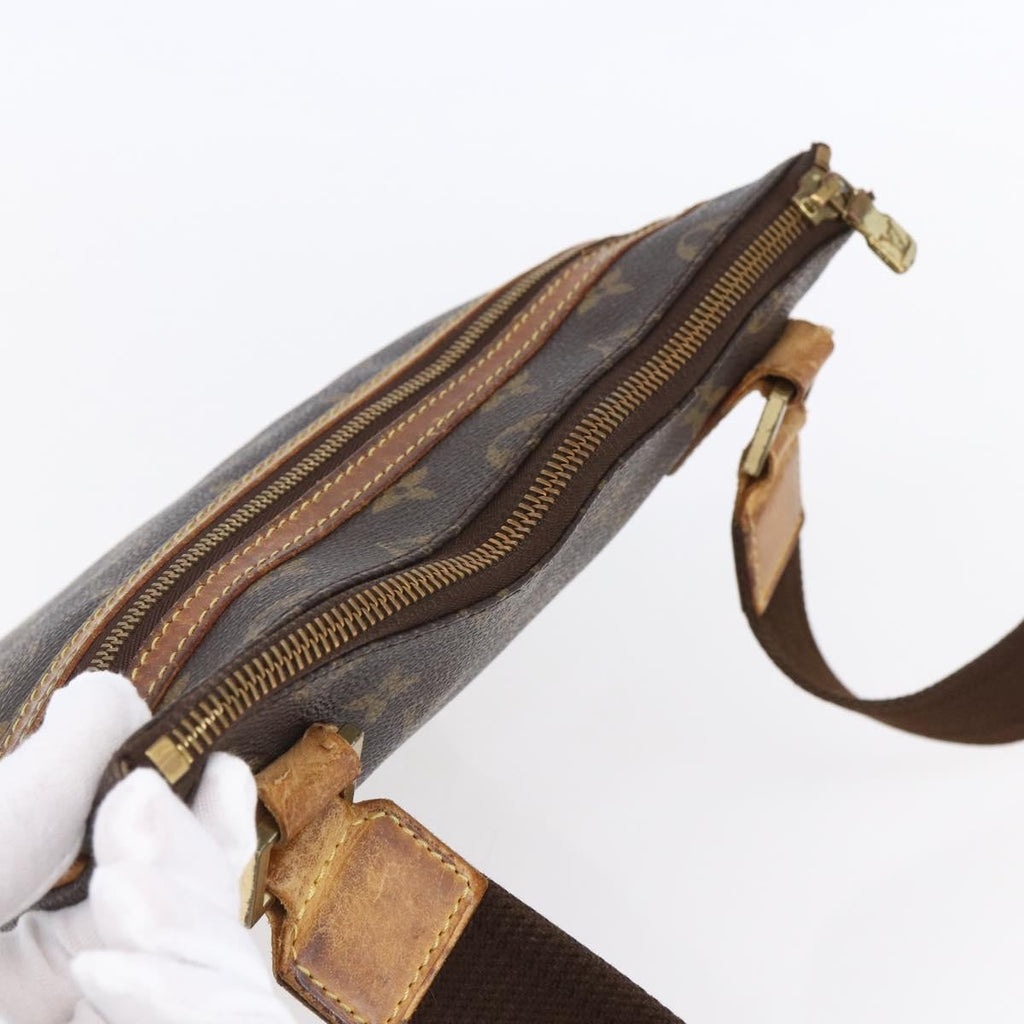 Louis Vuitton Bosphore Pochette Monogram Canvas Brown Canvas Shoulder Bag Bag (Pre-Owned)