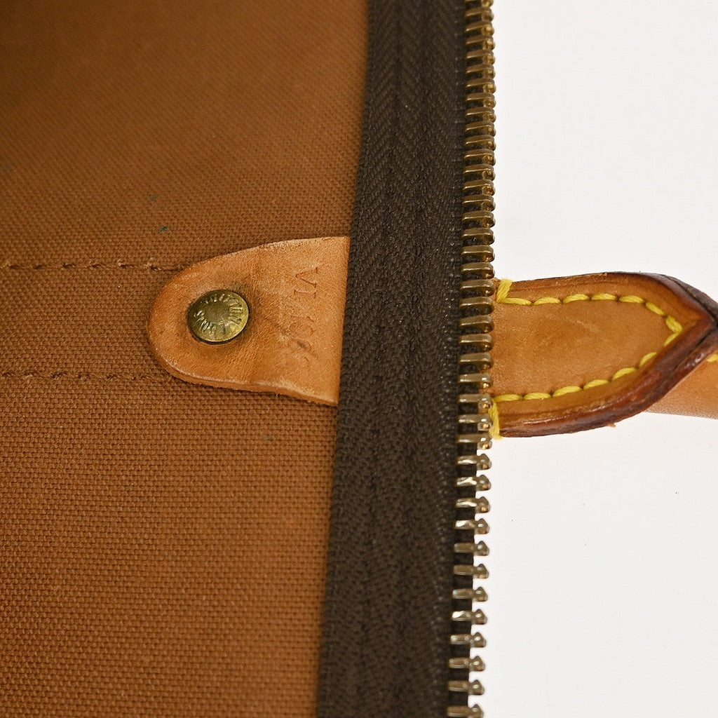 Louis Vuitton Keepall Bag Monogram Canvas Brown Canvas Travel Bag Bag (Pre-Owned)