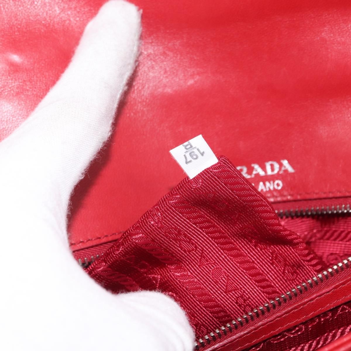 Prada Gaufre Chain Flap Shoulder Bag Nappa Leather Red Leather Shoulder Bag Bag (Pre-Owned)